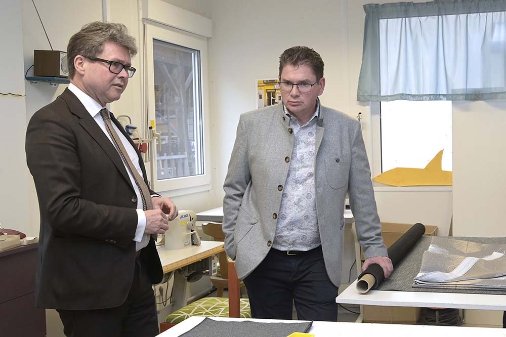 Minister für Bildung, Wissenschaft und Forschung Dr. Martin Polaschek zu Besuch bei Firma Stöllnberger